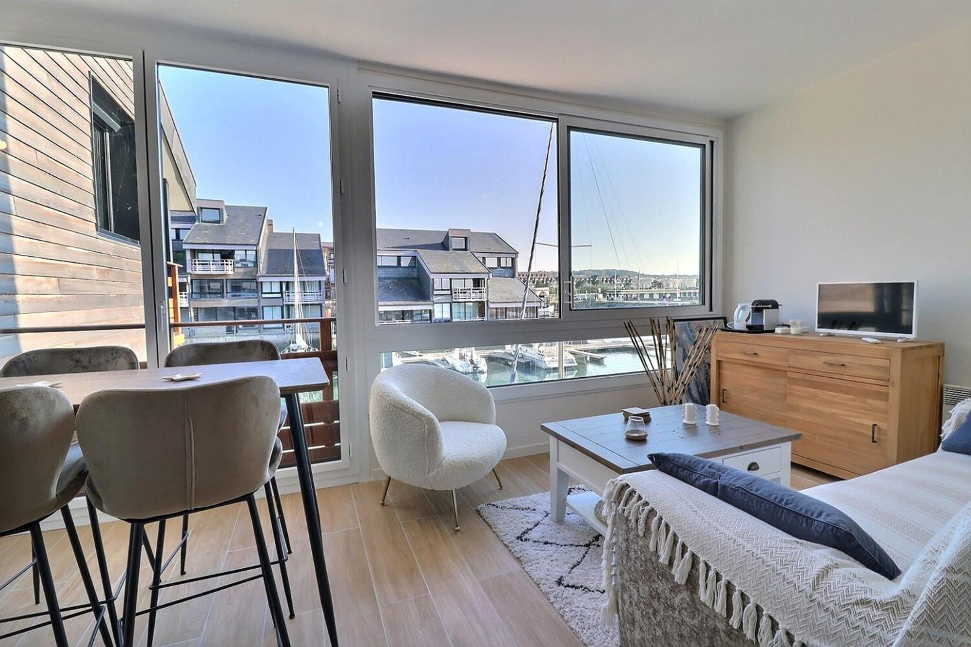 Sublime Apartment Facing The Port & Planches Deauville Buitenkant foto